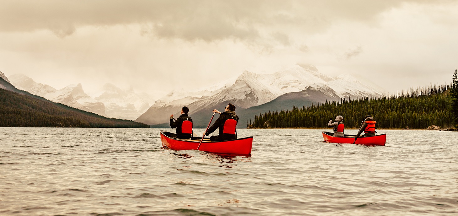 AB_Maligne_Lake_10843_1460x370